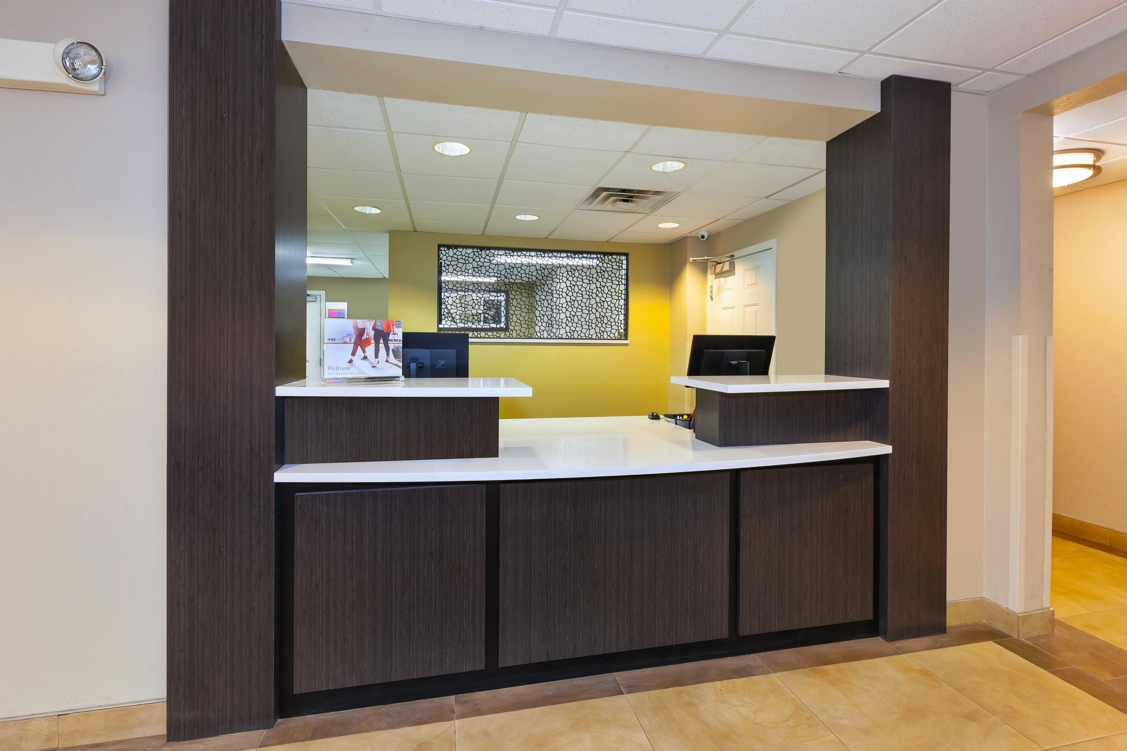 Candlewood Suites Polaris By Ihg Κολόμπο Εξωτερικό φωτογραφία